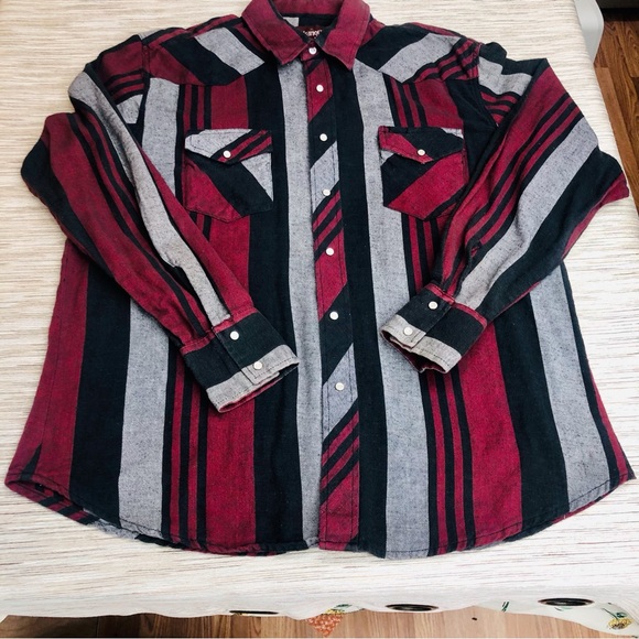 Vintage Wrangler Western Shirt Red Black Gray Stripe - Picture 8 of 16